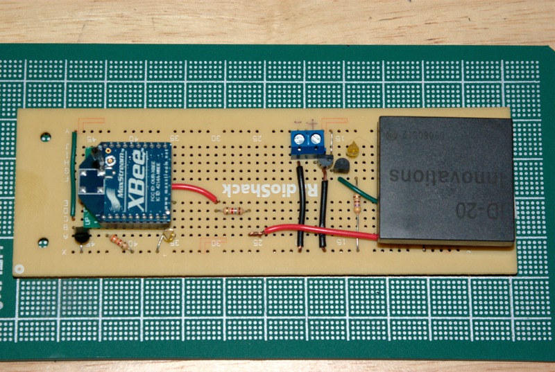 Photo of completed XBee-RFID circuit