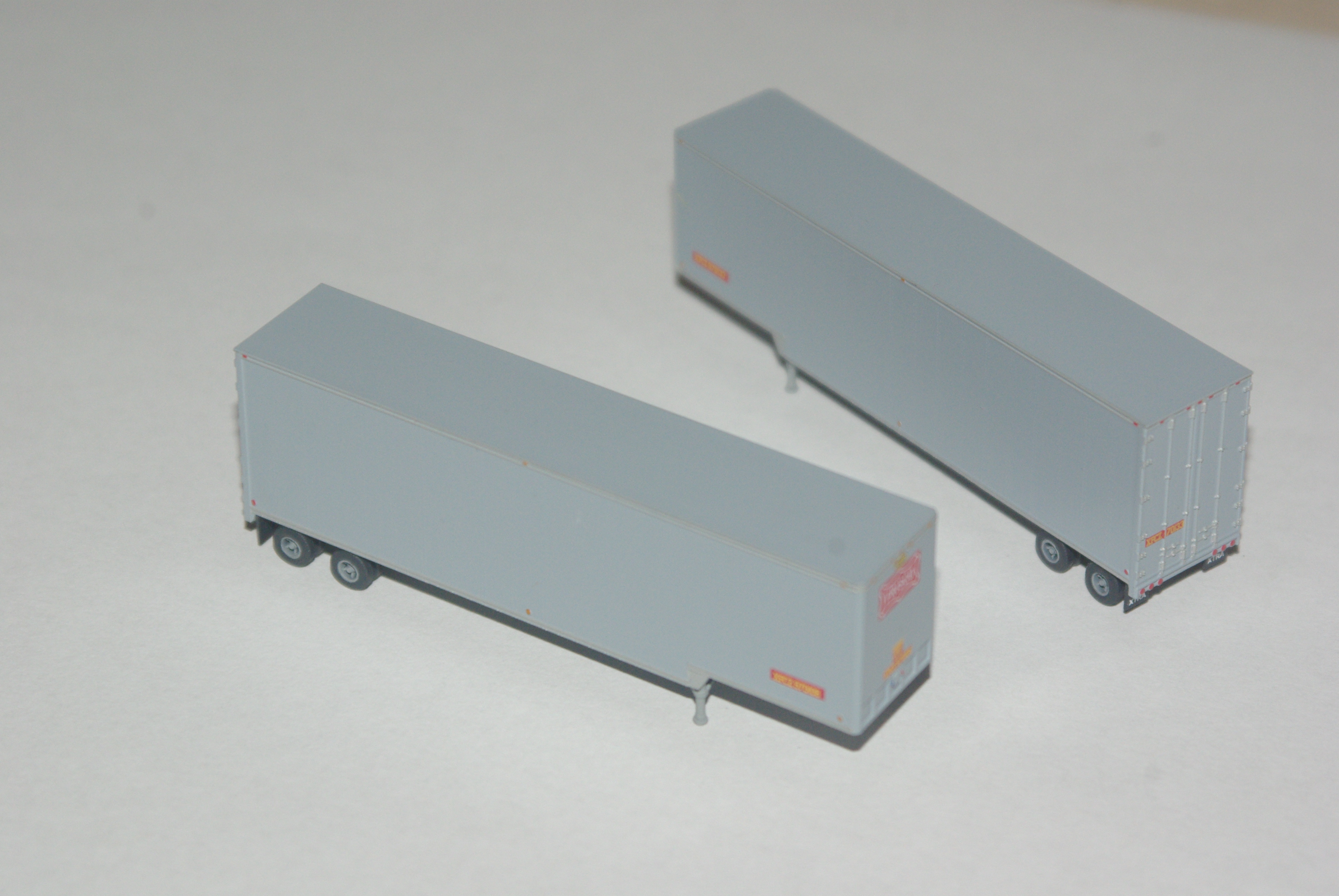 Trainworx 40 foot Hi-Cube Drop Frame Trailer.